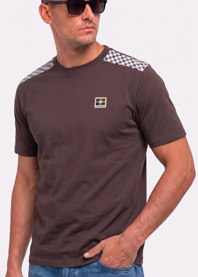 Aquascutum T-Shirts Check shoulder t-shirt - chocolate