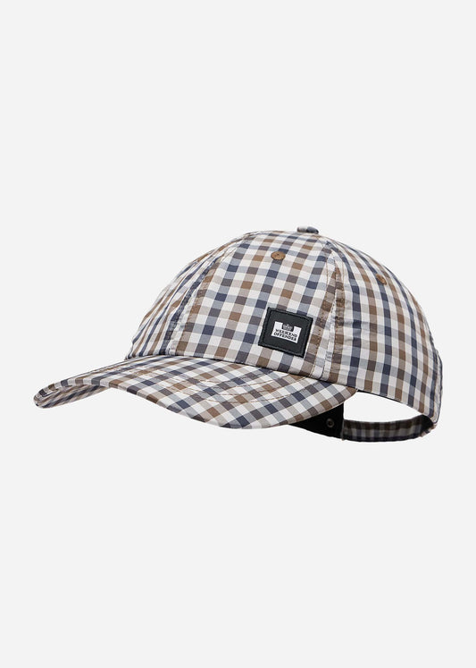 Weekend Offender Petten  Clay - mid house check 