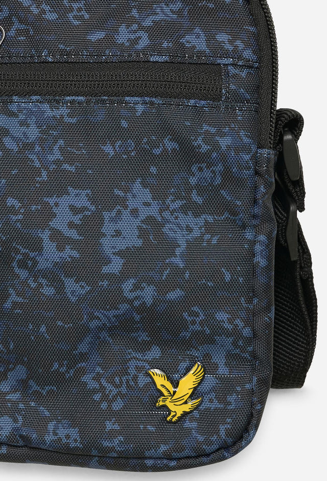 Lyle & Scott Taschen Reporter bag - navy earth print