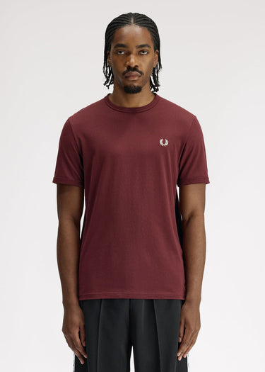 Fred Perry T-shirts Ringer t-shirt - oxblood