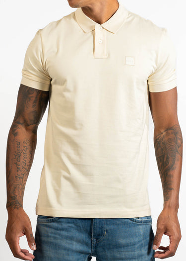 Hugo Boss Polo's Passenger - open yellow