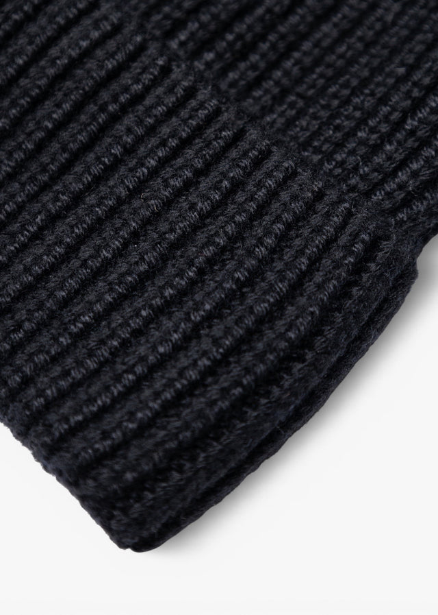 Aquascutum Mützen Rubber patch beanie - black