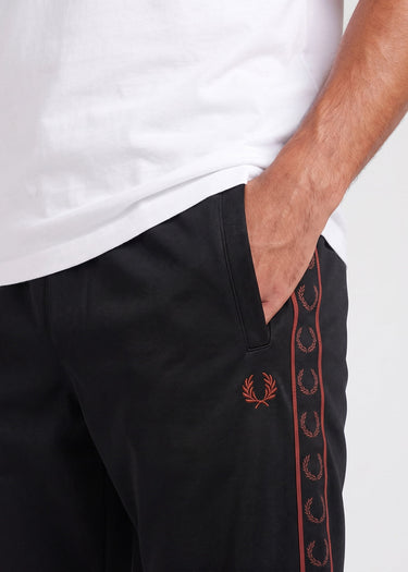 Fred Perry Broeken Contrast tape track pant - black