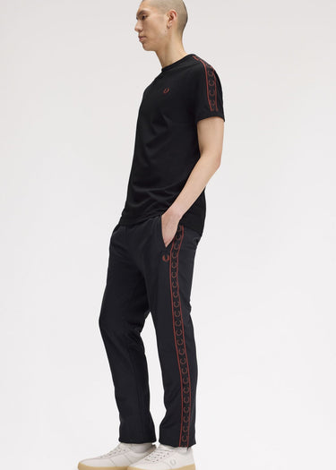Fred Perry T-shirts Contrast tape ringer t-shirt - black