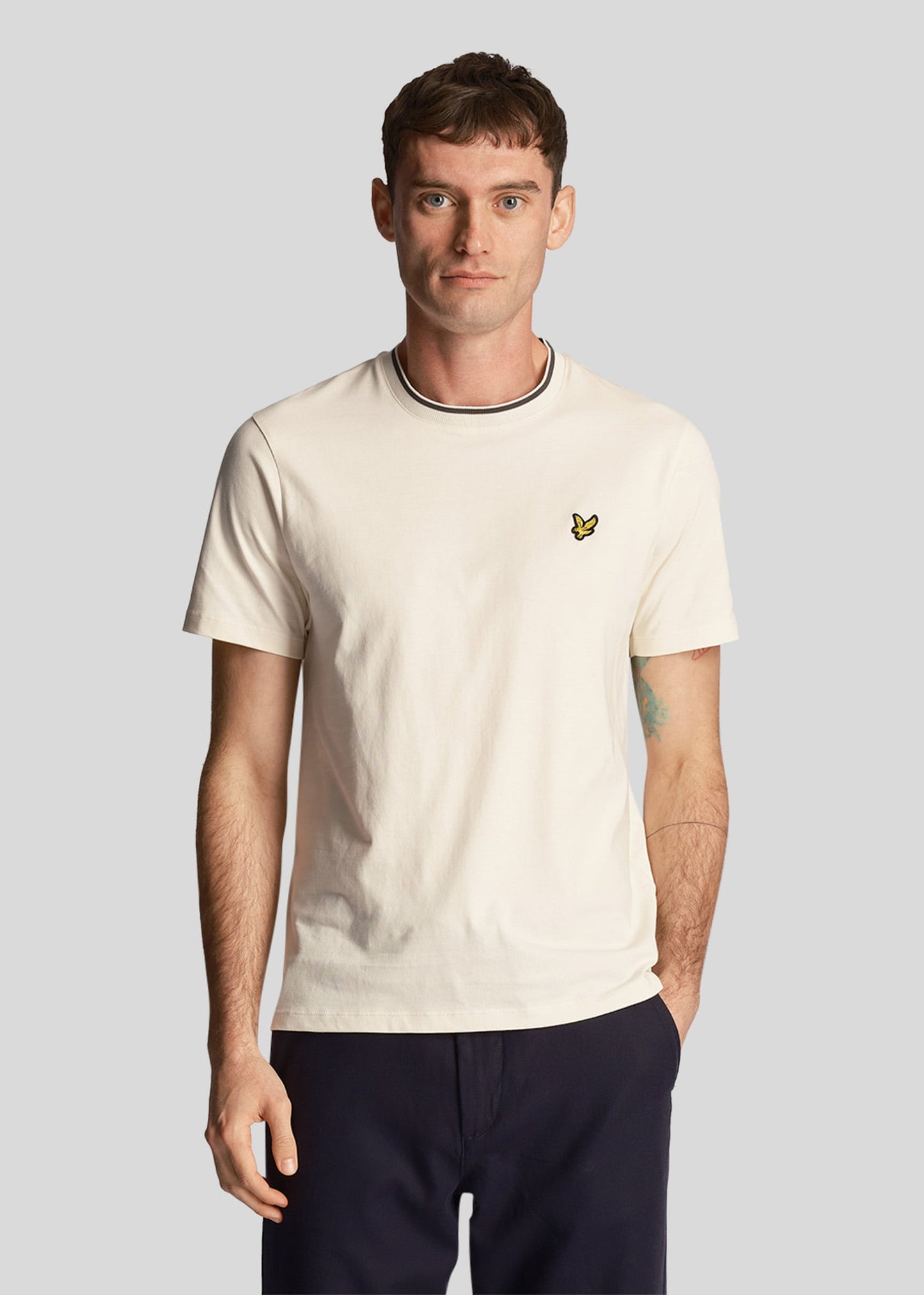 Lyle & Scott T-shirts  Tipped t-shirt - chalk gunmetal 