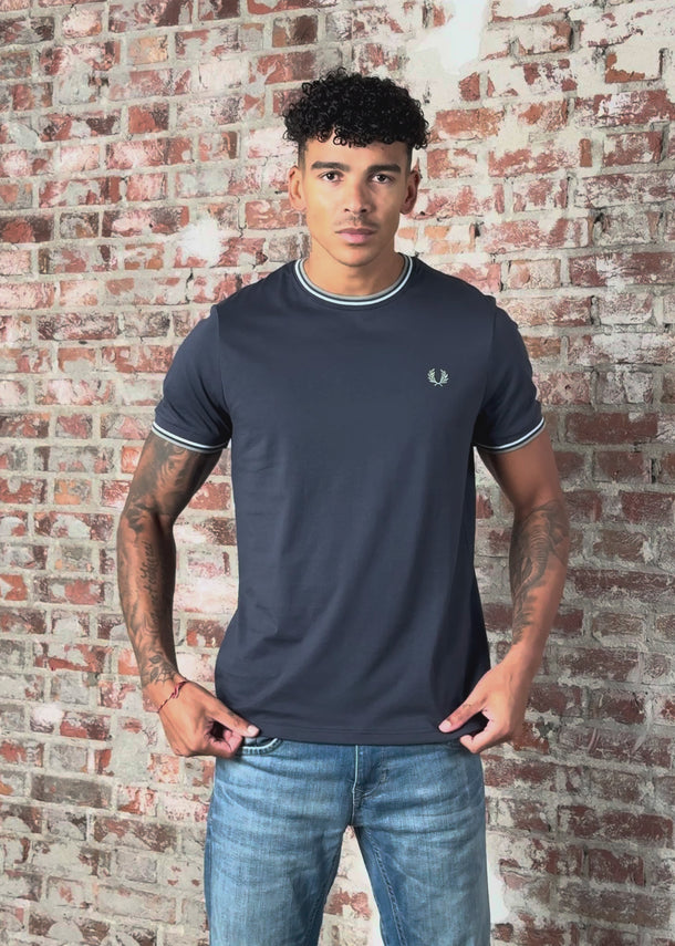 Fred Perry T-shirts Twin tipped t-shirt - dark airforce light ice bayleaf