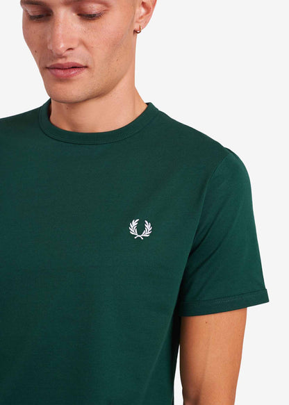 Fred Perry T-shirts  Ringer t-shirt - ivy 